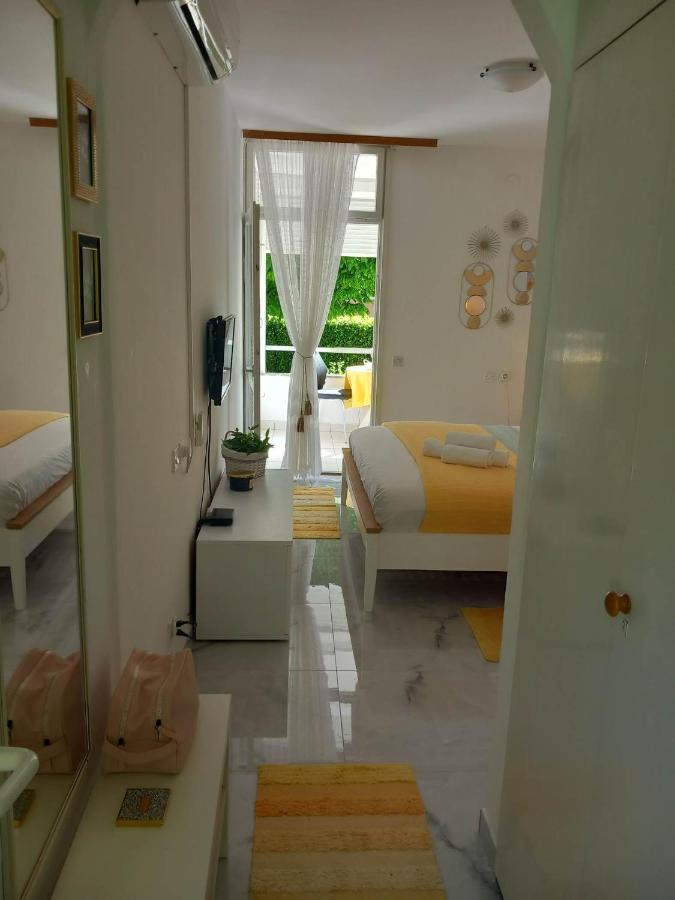 Studio Apartman Marija Petrcane Eksteriør bilde