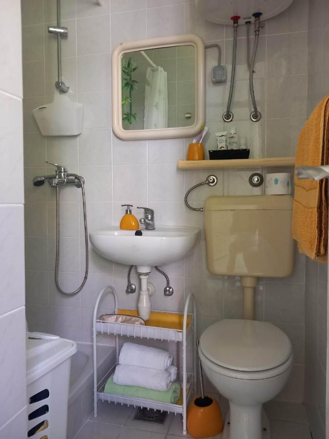 Studio Apartman Marija Petrcane Eksteriør bilde